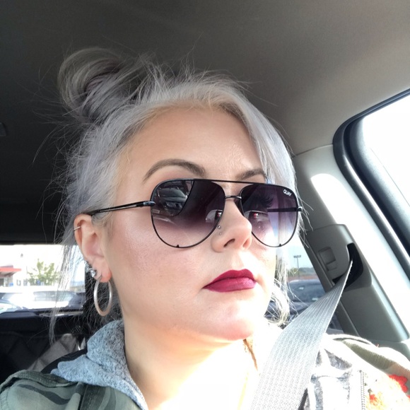 Meet your Posher, Sara - Picture 5 of 5